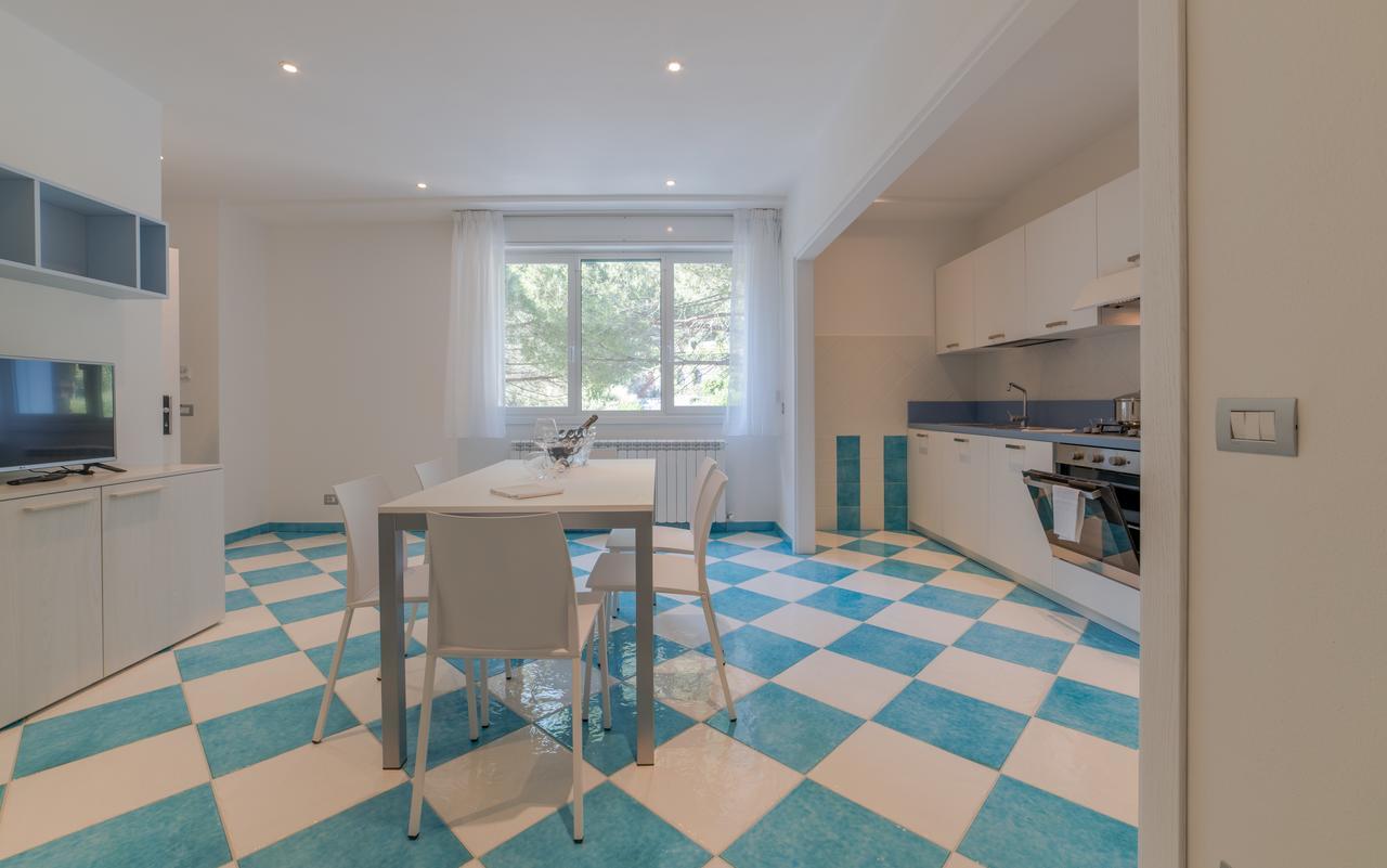 La Conchiglia Apartments Дейва-Марина Екстер'єр фото